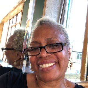 Meet your Posher, Sheila